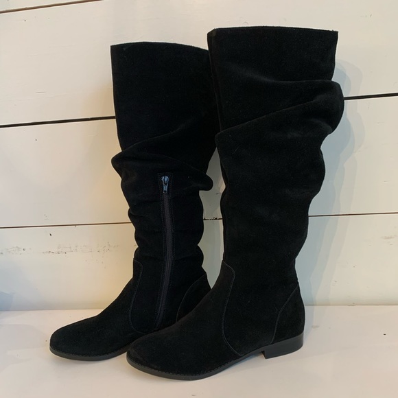 Steve Madden Black Suede Slouch Beacon Boots - EUC - Picture 3 of 8